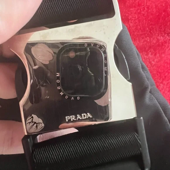 Prada bag - Picture 3 of 6